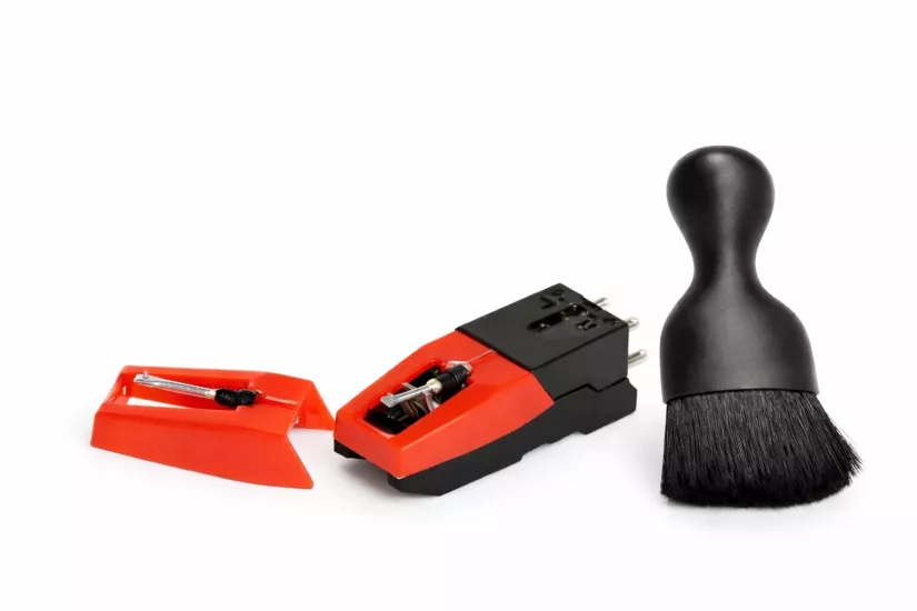 GDL Retro Pikap İğne & Bakım Seti – Kristalli İğne + Universal İğne + Plak Temizleme Fırçası